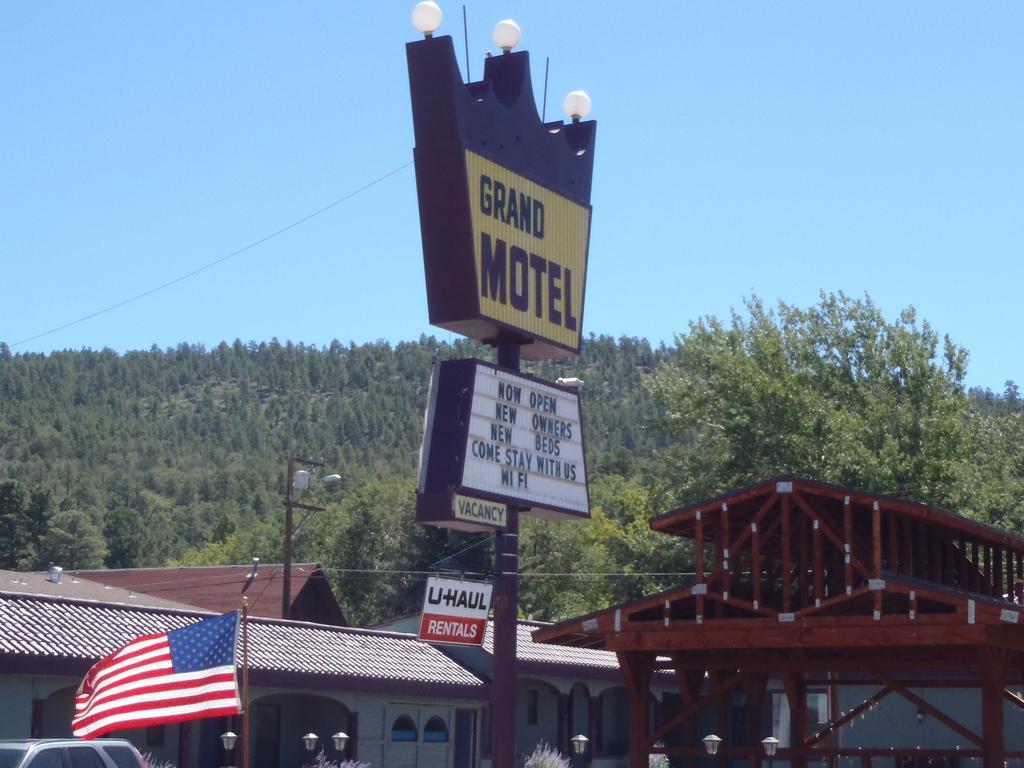 Grand Motel Williams Exterior photo